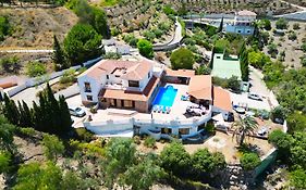 Casa Jane Large 7 Bed Villa With Private Pool And Tennis Court